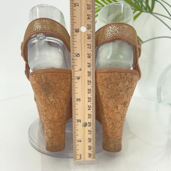 UGG Womens Size 8.5 Jazmine Wedge Metallic Gold Cork Sandals Shoes Platform - Picture 7 of 15